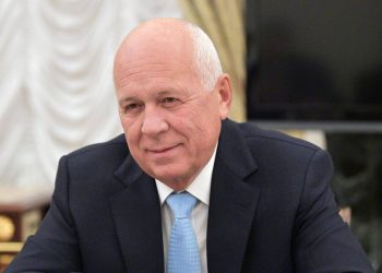 Мэр Сочи Копайгородский поздравил с 70-летием главу Ростеха Чемезова