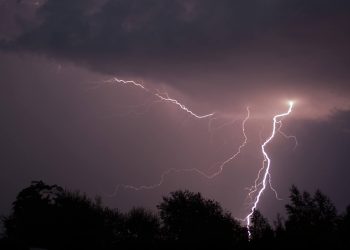 Появились подробности гибели туриста от удара молнии в Сочи