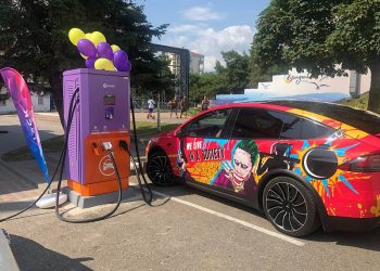 На Кубани открыли первую быструю станцию для зарядки электромобилей