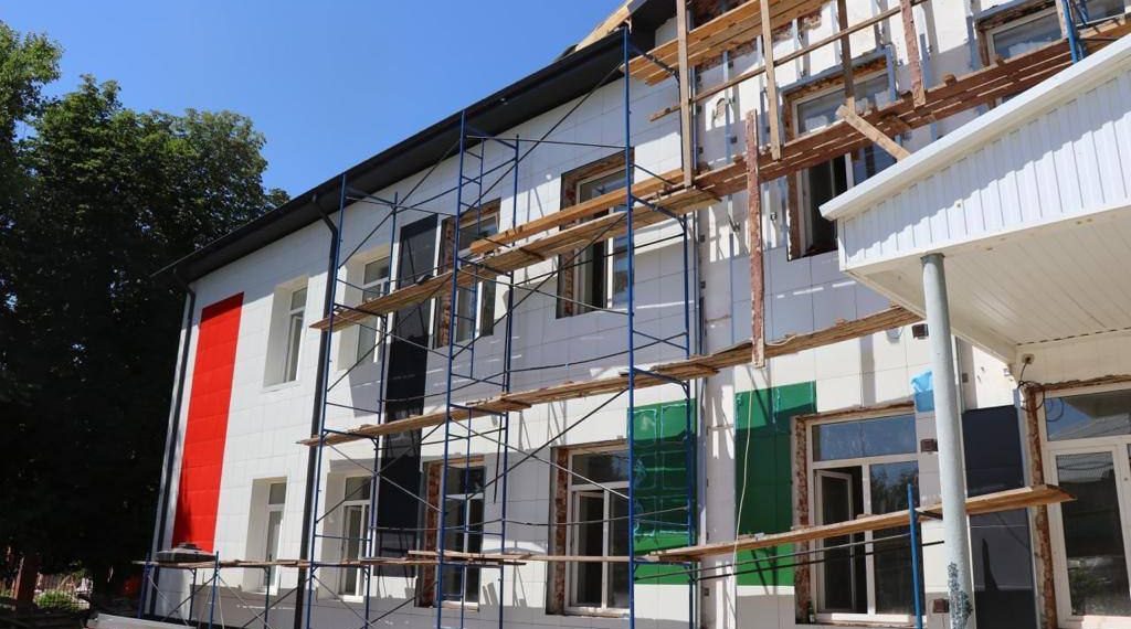 В Краснодарском крае до конца 2023 года капитально отремонтируют почти 60 школ