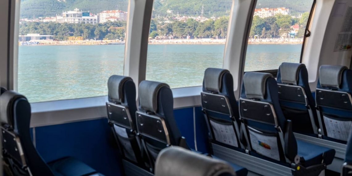 Между Сочи и Новороссийском приостановили морское сообщение