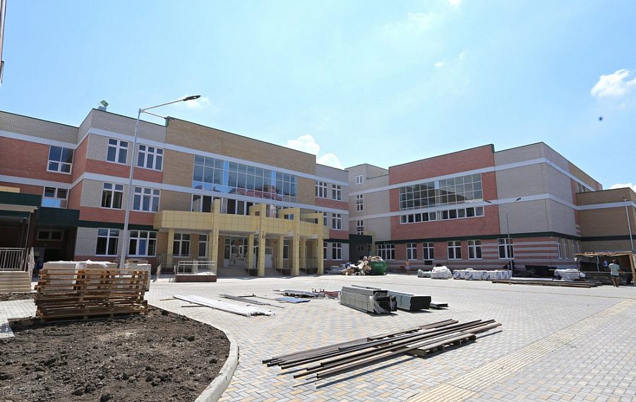 В Анапе достраивают школу на 1100 мест