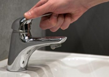 Часть жителей Краснодара двое суток может чесаться и дурно пахнуть