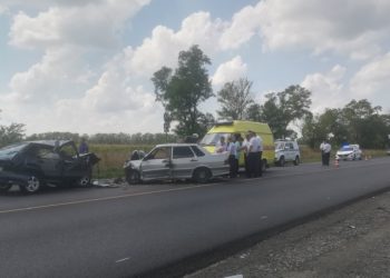 В ДТП на Кубани погиб один человек, и пятеро пострадали