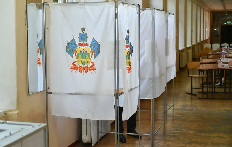 На Кубани стартовал второй день выборов в Заксобрание