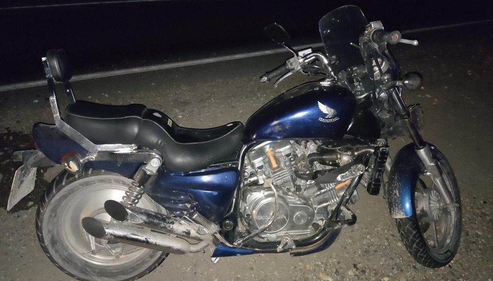 На Кубани пьяный мотоциклист врезался в Hyundai и сам же пострадал