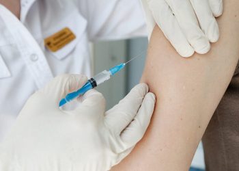 На Кубани 820 тысяч человек сделали прививки от гриппа