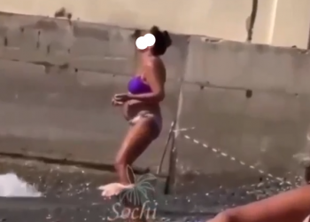 В Сочи забеременевшая от пришельца-рептилии рассказала о своем здоровье