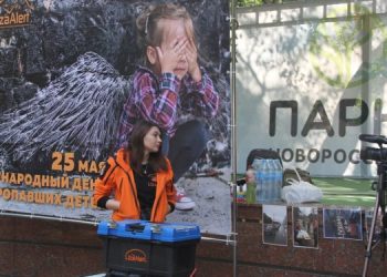 Семью бегающего за бутылкой 8-летнего мальчика в Новороссийске ставят на учет в ПДН