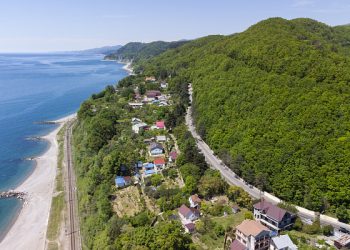 К содержанию дорог в Сочи зимой привлекут 243 единицы техники