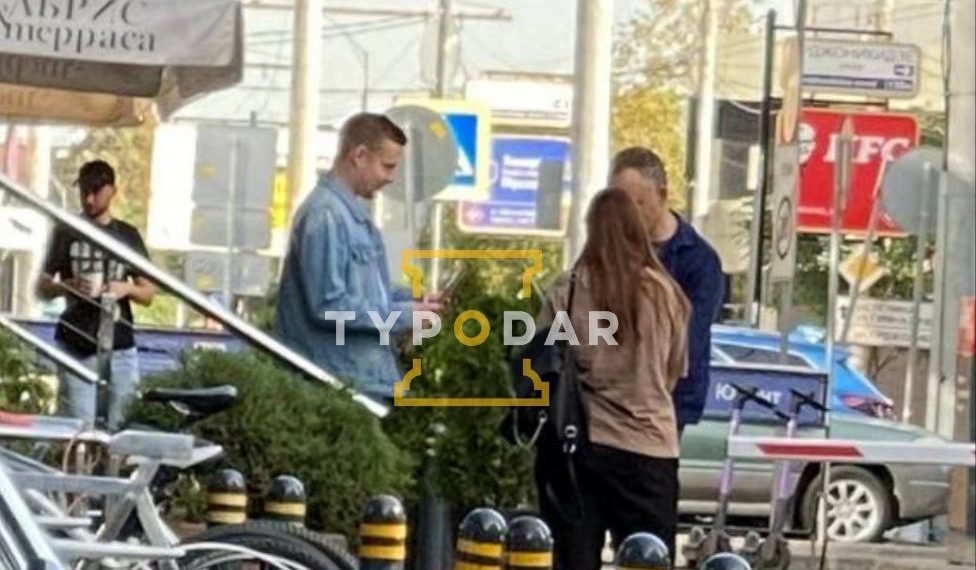 Сбор подписей за установку памятника Ольге Бузовой стартовал в Краснодаре