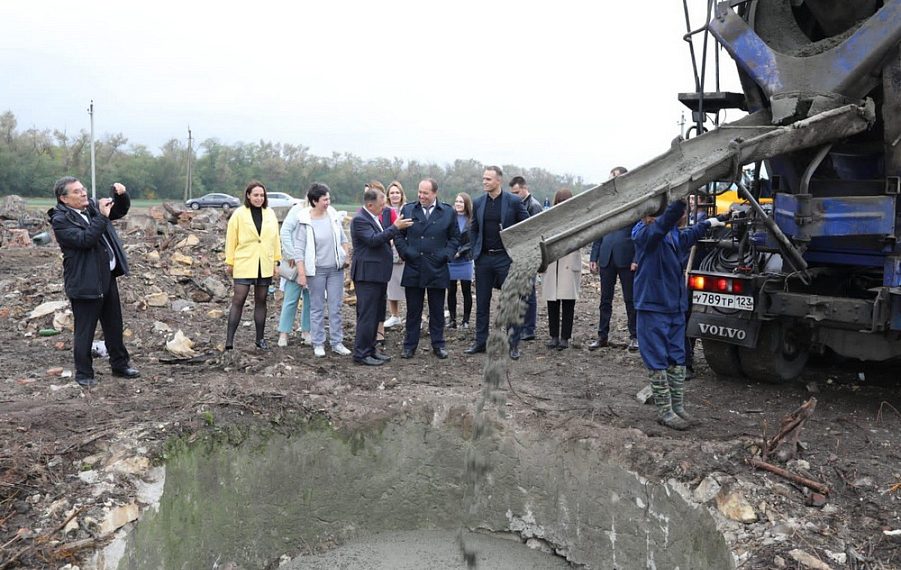 На Кубани начали строить высокотехнологичный инкубаторий