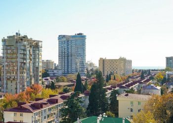 В Сочи зафиксировали около 200 нарушений в размещении рекламы