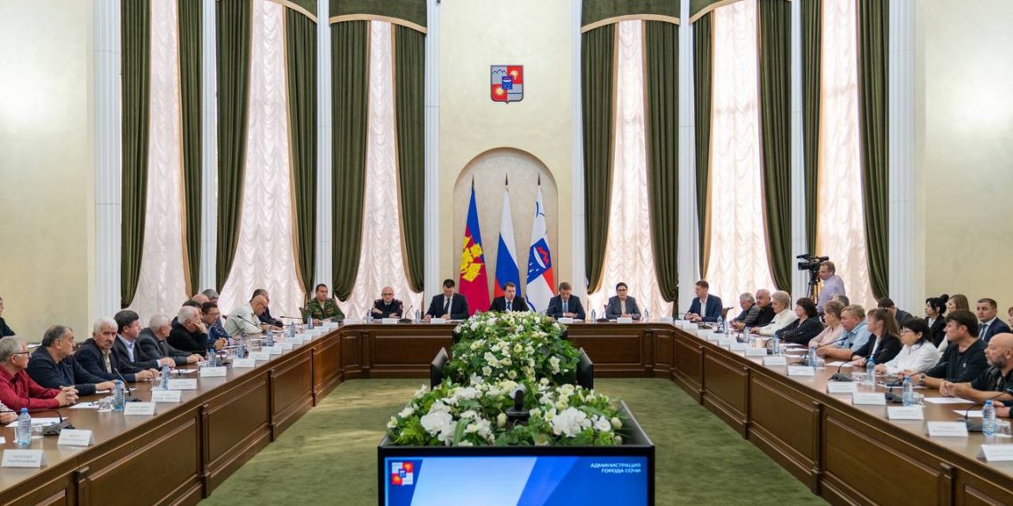 В Сочи усилят взаимодействие между ТОС и участковыми