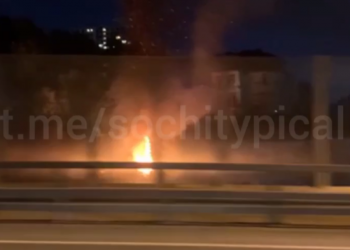 В Сочи в Юртовском переулке сгорел частный дом площадью 64 кв. м