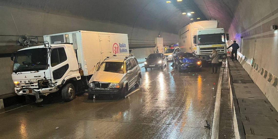 За сутки в сочинских тоннелях произошло шесть ДТП