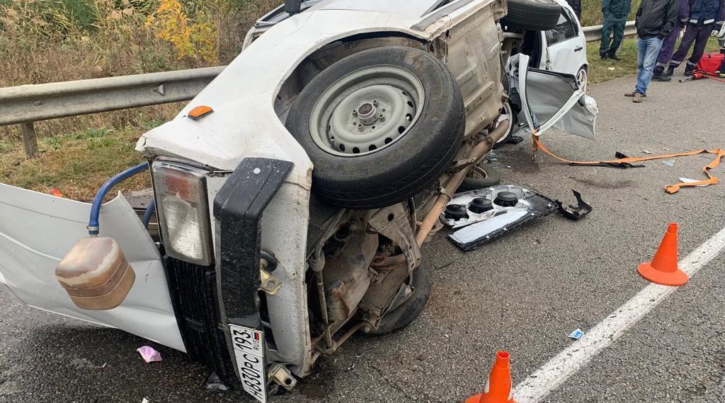 На Кубани столкнулись «пятерка» и «Лада»: погибли два человека