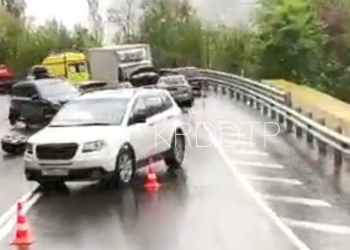 На перевале под Геленджиком произошло массовое ДТП