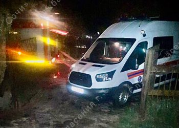 В Сочи на улице Апшеронской сгорела баня площадью 20 кв. м