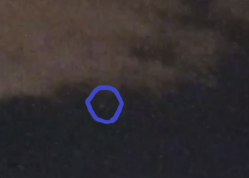 Видео НЛО над Краснодаром вызвало переполох в Сети