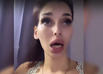 В Новороссийске оголившая ягодицы около крейсера «Кутузов» блогер пропагандирует семейные ценности