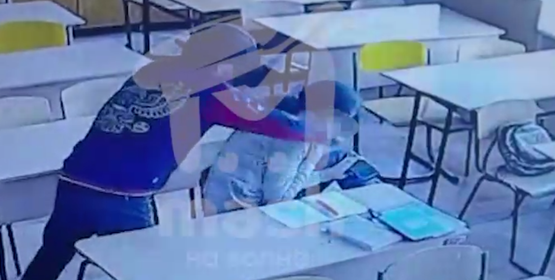 В Симферополе подросток из-за зависти изрешетил ножом шею одноклассника