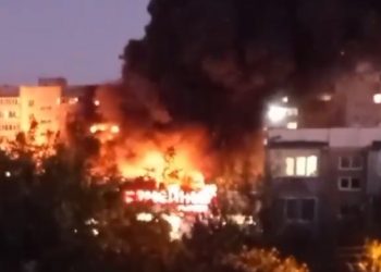 После падения истребителя в Ейске пострадало 17 квартир