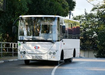 В Сочи автобусы №10 и №83 продлят до новой школы на Мамайке