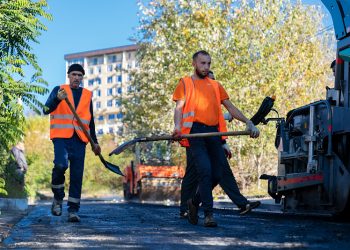 В Сочи ремонтируют улицу Яна Фабрициуса