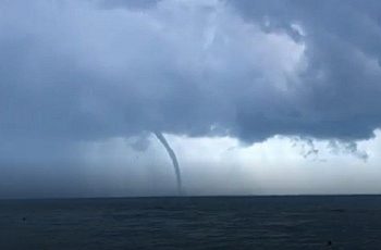 В Сочи 4 ноября ожидаются смерчи