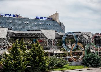 Сочинскому аэропорту исполнилось 77 лет