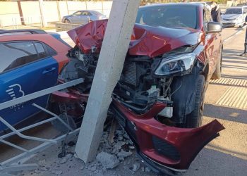 В Сочи  столкнулись две иномарки: пострадали двое детей