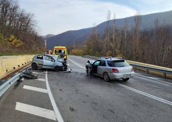 В Геленджике столкнулись две иномарки: пострадали четыре человека