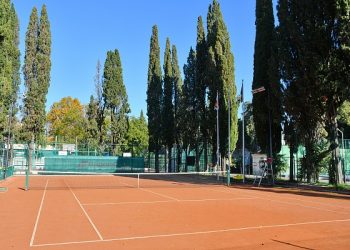 В Сочи реконструируют теннисные корты