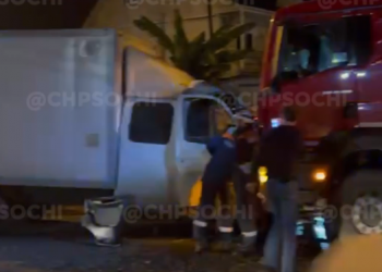 В Лазаревском районе Сочи в ДТП пострадали два человека