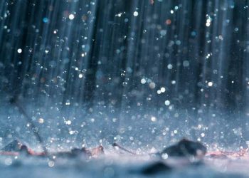 В Сочи обещают грозы, дожди и сильный ветер