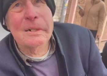 В Краснодаре парализованный погорелец два года живет на улице