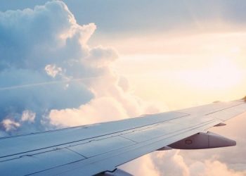 «Причины стараемся не называть»: в аэропорту Сочи прокомментировали экстренную посадку самолета из Стамбула