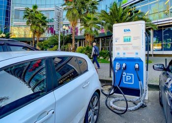 С начала года на Кубани запустили 89 электрозаправок