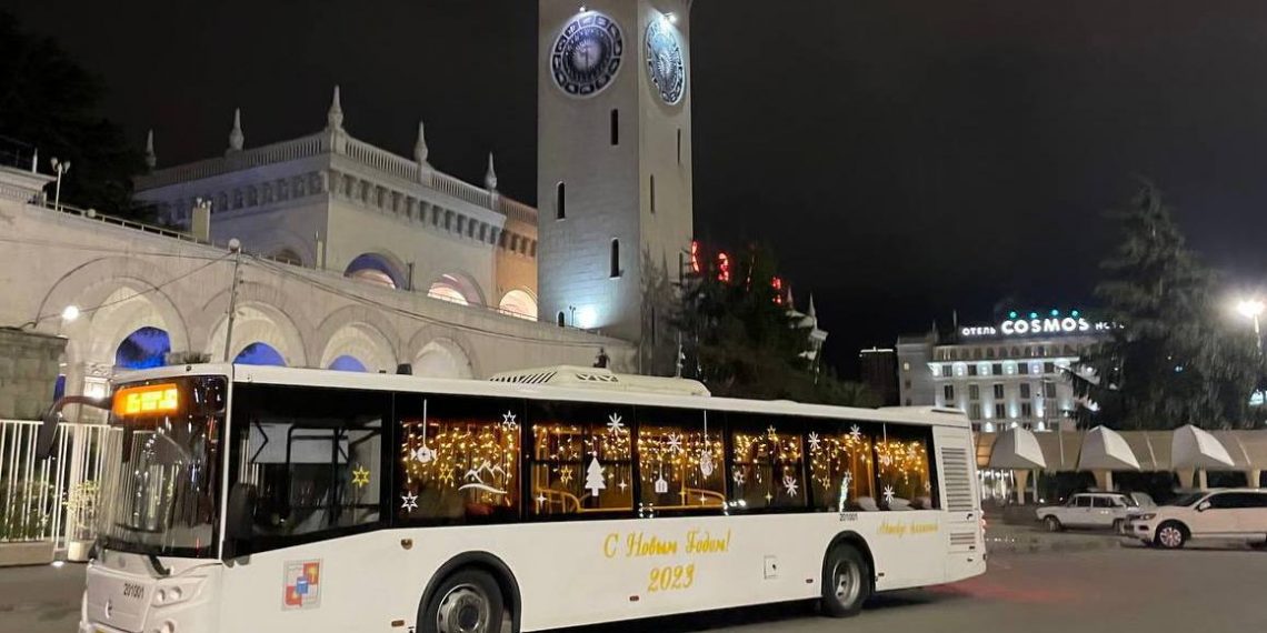 Опубликован график работы транспорта в Сочи в новогодние праздники