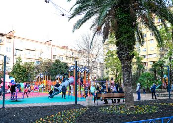 В Адлерском районе благоустроили 30 детских игровых и спортивных площадок