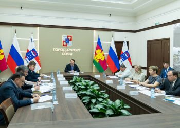 Копайгородский встретился с общественниками, которые помогают инвалидам