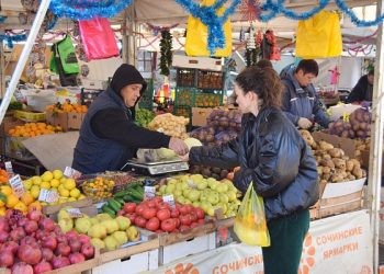 Цена на новогодний стол в Сочи будет на 25% ниже среднероссийской