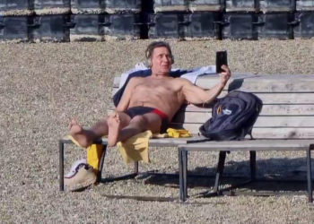 Краснодарский край контрастов: во второй половине декабря в Геленджике загорают, а в Сочи катаются на лыжах