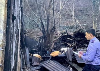 На пожаре в Новороссийске погибла 62-летняя женщина