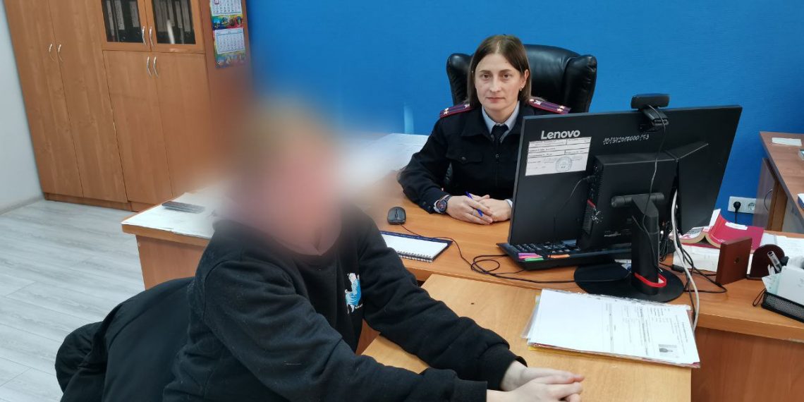 Полиция задержала двух девушек, которые хотели справить нужду на Вечный огонь в Анапе