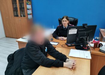 Полиция задержала двух девушек, которые хотели справить нужду на Вечный огонь в Анапе