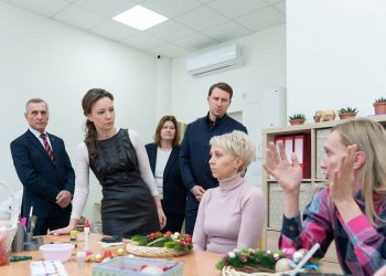 Копайгородский и зампред Госдумы посетили центр, где проходят реабилитацию дети из Донбасса