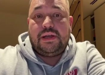 Солист группы «Руки вверх» Сергей Жуков отменил запрет на вход в камуфляже во все бары