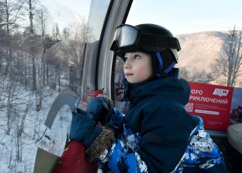 Копайгородский исполнил новогоднюю мечту мальчика Гоши Рогожина